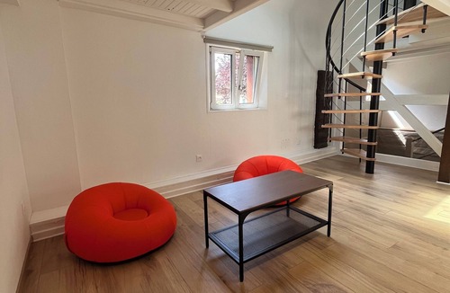 Ittenheim House | Cozy house - games room, cinema room, Jacuzzi.