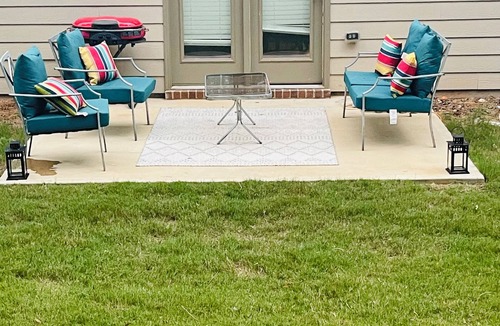 Covington House | Cozy house in Covington with 3-Bdr. 2bth. AC and WiFi.
