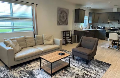 Cypress House | Cozy house in Cypress