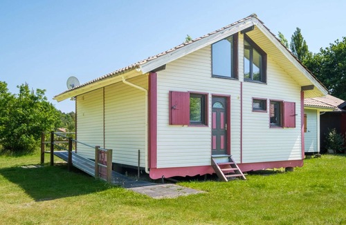 Sanguinet Ski Chalet | Cozy House in Sanguinet – 4 Guests – Wheelchair Accessible – Shared Garden