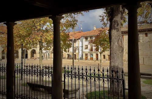 Olaeta Apartment | cozy house in the same main square of the town