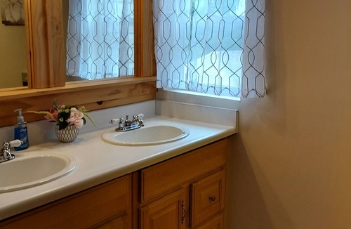 Tupper Lake House | Cozy house in Tupper Lake