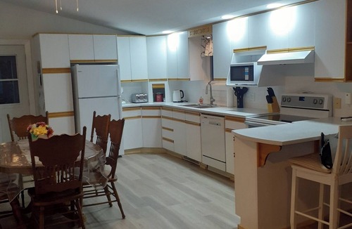The Bluff House | Cozy House just minutes from Parlee Beach