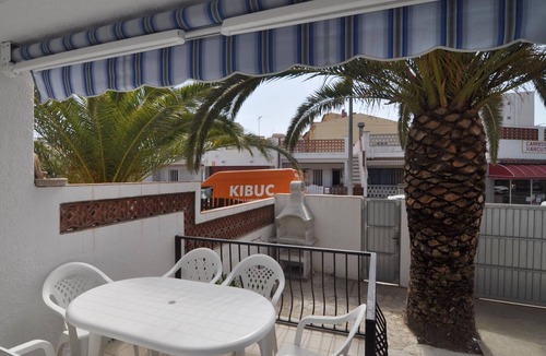 L'Escala Cottage | Cozy house located just 1 minute from Riells beach.