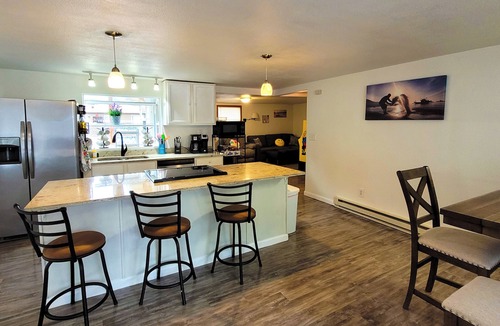 Westport House | Cozy House with Everything You Need!