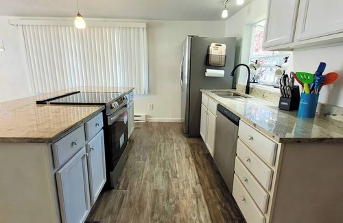 Westport House | Cozy House with Everything You Need!