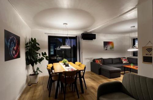 Holeby Villa | Cozy House with Field View near Puttgarden