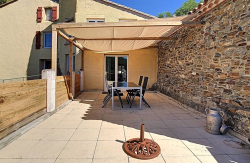 La Liviniere House | Cozy house with panoramic views and shared pool