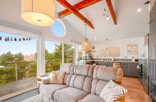 Oceanside House | Cozy house with WiFi sweeping ocean views and nearby beach access