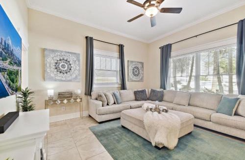 Hyde Park House | Cozy Hyde Park Home