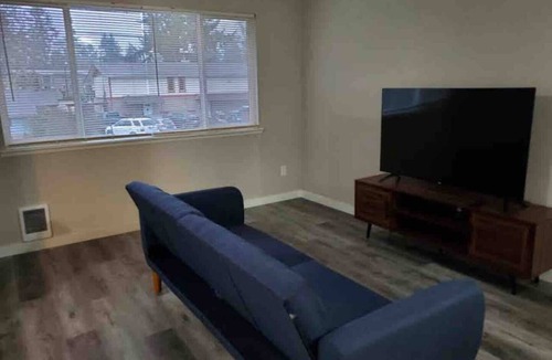 Olympia Apartment | Cozy in Lacey, 2B/1B