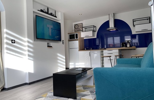 Downtown Le Havre Apartment | Cozy in Le Havre-Plage