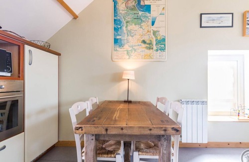 Regnezville-sur-Mer Apartment | Cozy Independent House Bay View, Pets Allowed, Parking