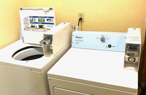 Centralia Hotel | Cozy Inn