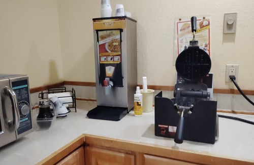 Centralia Hotel | Cozy Inn