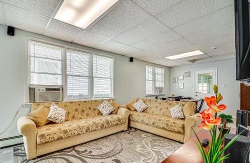 Keansburg House | Cozy Keansburg Cottage: Walk to Beach & Boardwalk!