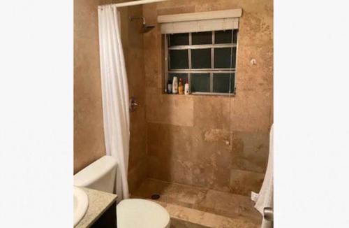 Key Biscayne Apartment | Cozy Key Biscayne Beach Apt with Pool