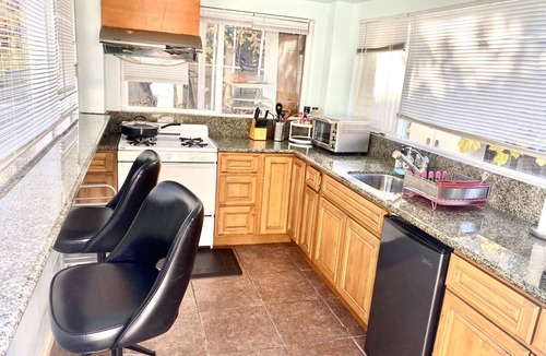 San Ramon Apartment | Cozy King 1B1b in great Tri-Valley Area