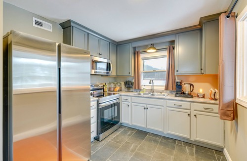 Kingsport Apartment | Cozy Kingsport Apartment: Walk to Cidery!