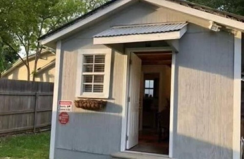 Freetown - Port Rico Apartment | Cozy Lafayette Apartment: Free Parking, Kitchen & Family-Friendly!