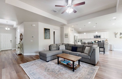 Highland Lake Estates House | Cozy Lago Vista home with Private Pool table, mile from the stunning Lake Travis