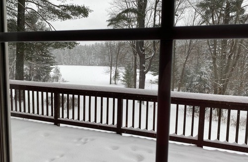 Piseco Cottage | Cozy Lake Cottage sleeps 8