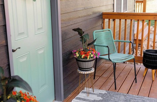 Eucha House | Cozy Lake Escape: Unwind with Stunning Lake Views in New Eucha.