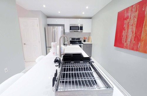 Lake Harmony House | Cozy Lake Harmony Basecamp Sleeps 12!