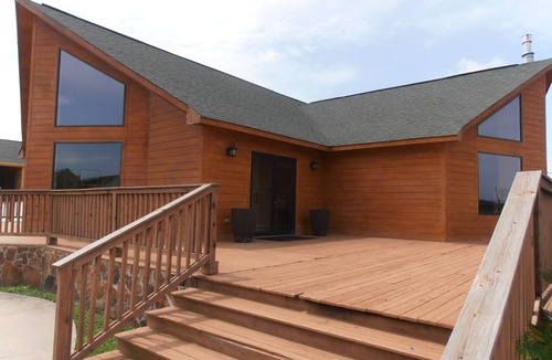 Willis Cabin | Cozy Lake House located on Lake Conroe. Fish from the porch!