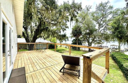 Candler House | Cozy Lake House on Lake Weir