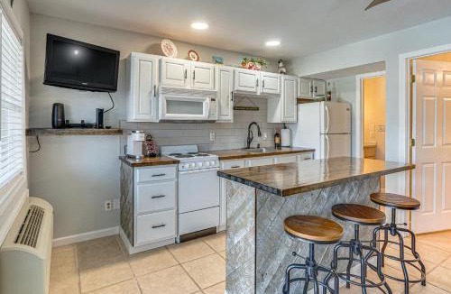 Lake Ozark House | Cozy Lake Ozark Villa w/Main Channel Views!