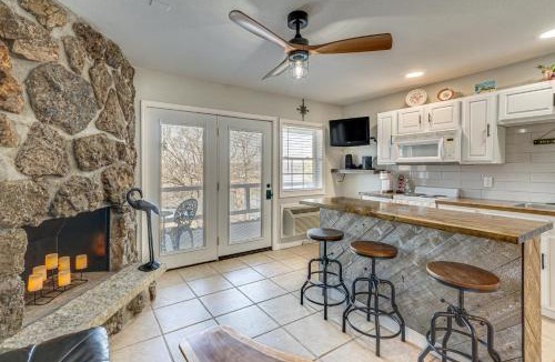 Lake Ozark House | Cozy Lake Ozark Villa w/Main Channel Views!