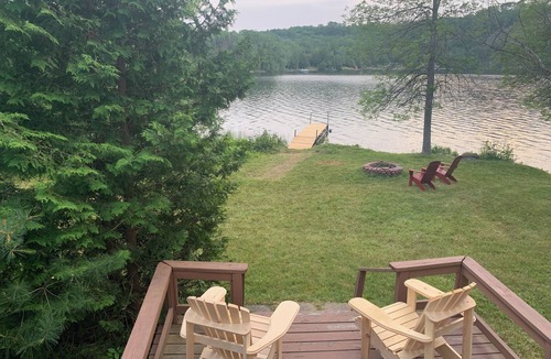 Blind River Cottage | Cozy lake side cottage. Pet friendly