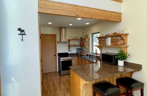 Echo Lake Cabin | Cozy Lake Tahoe Cabin - Ultimate Ski & Summer House