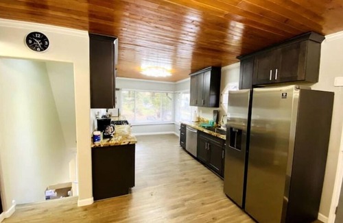 Klamath Falls House | Cozy Lake View Experience