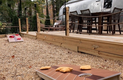 Smyrna House | Cozy Lakefront Airstream w/Private Deck & Firepit - Sleeps 6