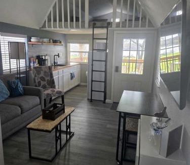 Little Elm House | Cozy Lakefront Cabin with Private Beach Access Near Little Elm Beach, Little Elm TX