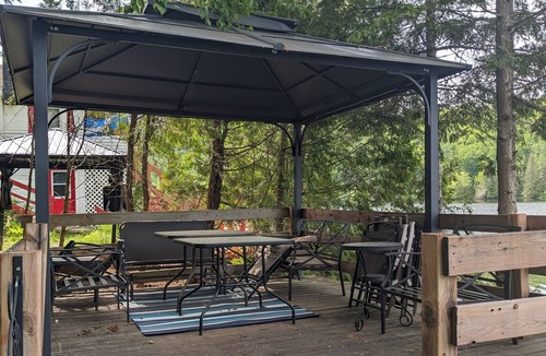 Amherst House | Cozy lakefront cottage - 15 minutes from Tremblant