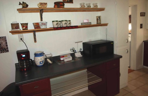 Branson Cottage | Cozy Lakefront Cottage in Branson
