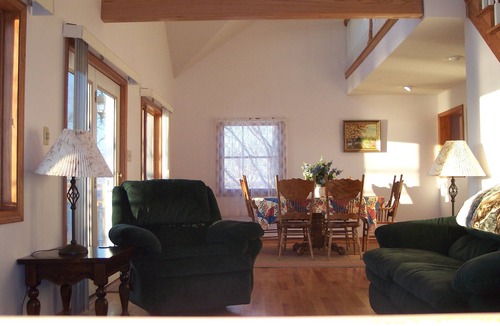 Geneva House | Cozy Lakefront Home on Seneca Lake