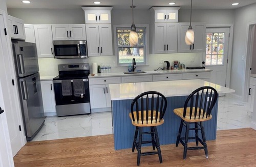 West Hopkinton House | Cozy Lakehouse with modern updates