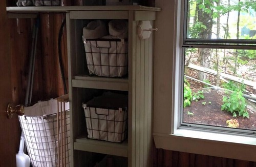 North Penobscot Cabin | Cozy Lakeside Cabin