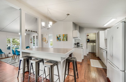 Lago Vista Cottage | Cozy Lakeside Cottage w/Lake Access