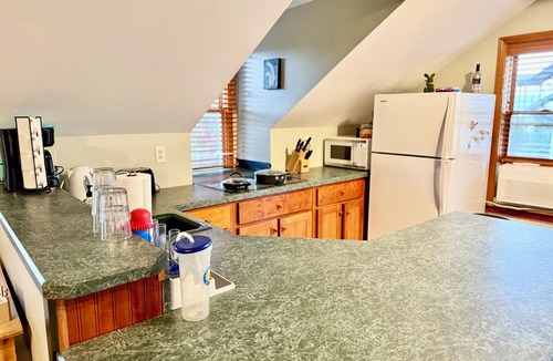 Town of Hounsfield Apartment | Cozy Lakeside Downtown Apartment C