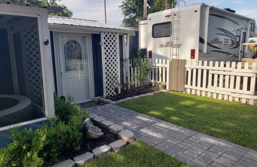 Lake Park House | Cozy Lakeside RV awaits