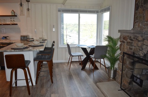 Lake Hopatcong Cottage | Cozy Lakeview Cottage minutes from water adventures, farms, wineries, & skiing!