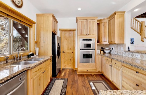 Fawnskin Cabin | Cozy Lakeview Hideaway #2261