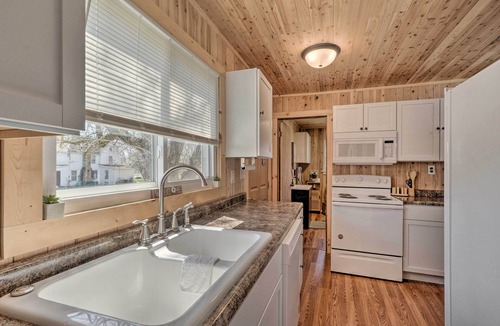 Lesterville House | Cozy Lesterville Home Near Parks & Forests!