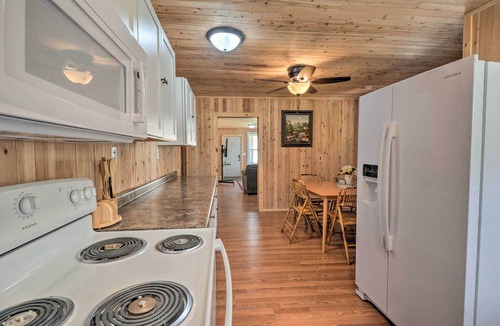 Lesterville House | Cozy Lesterville Home Near Parks & Forests!