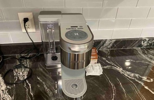 Lexington House | Cozy Lexington MA Home, Spacious, Backyard, Pet & Child Friendly, Free Parking